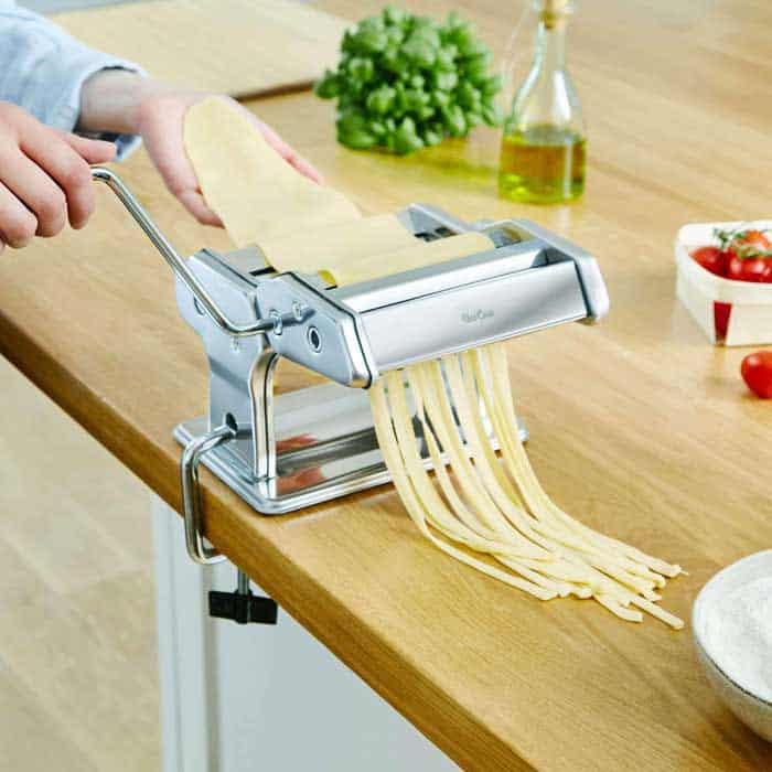 Manual Pasta Maker