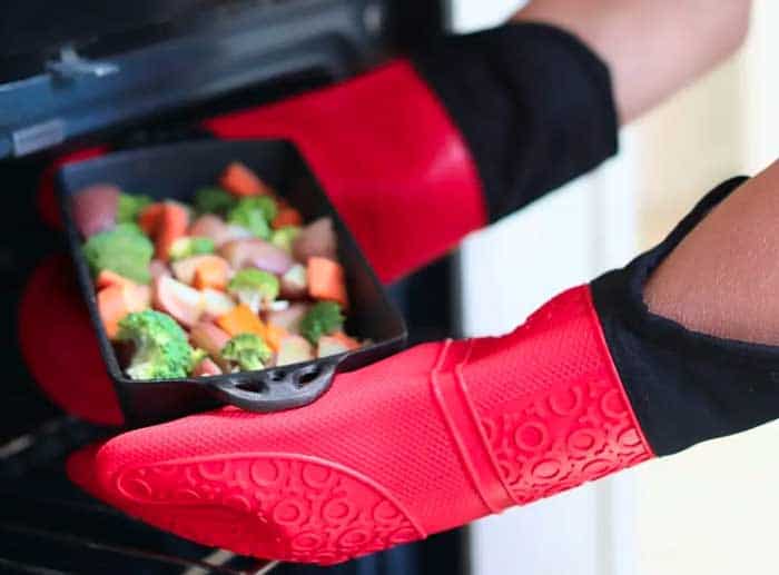 Tips on Using Oven Mitts